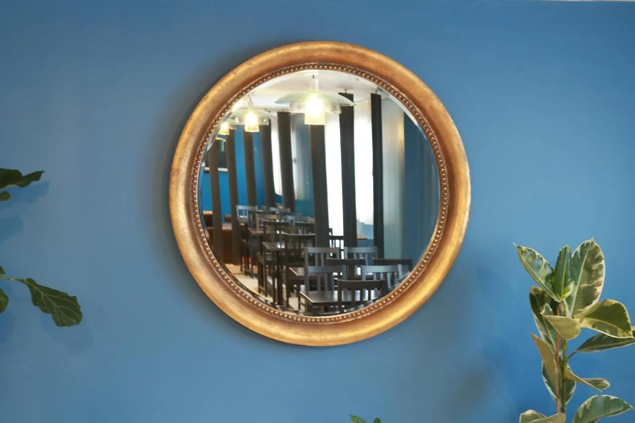 **  Orly Superior Hotel Athis-Mons França